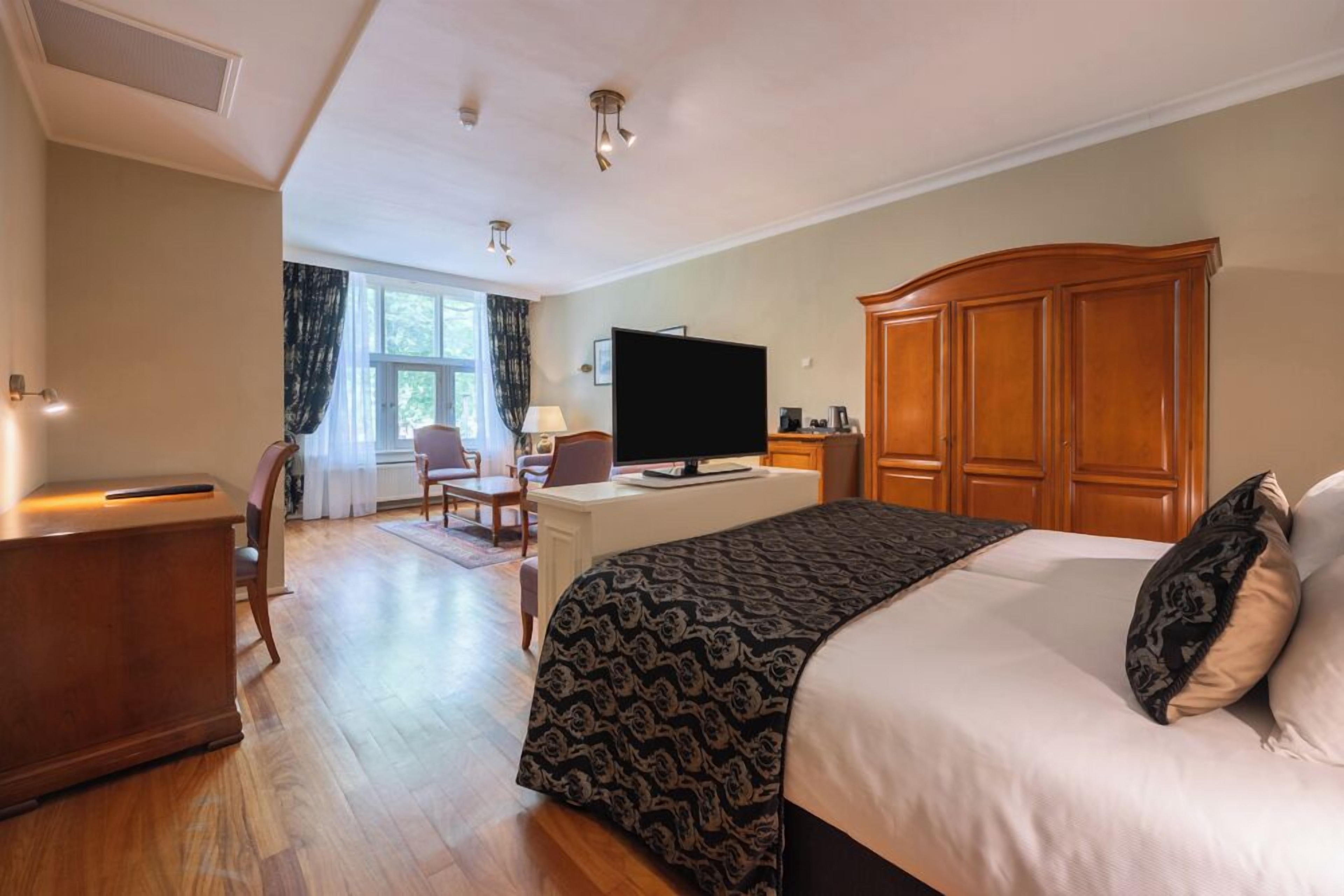 Apollofirst Boutique Hotel, Amsterdam | easyJet holidays